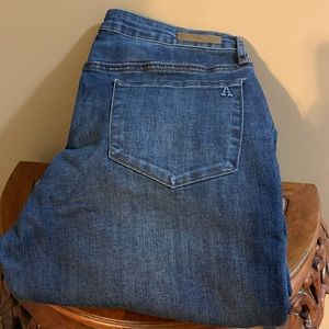 Women’s Articles of Society size 32 Denim Jeans